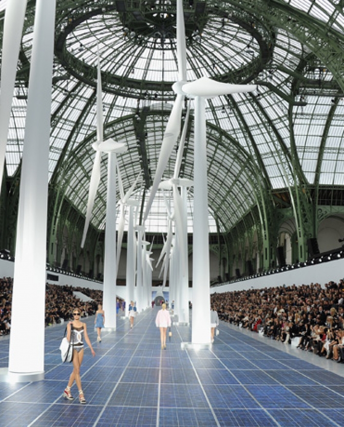 Chanel весна-лето 2013