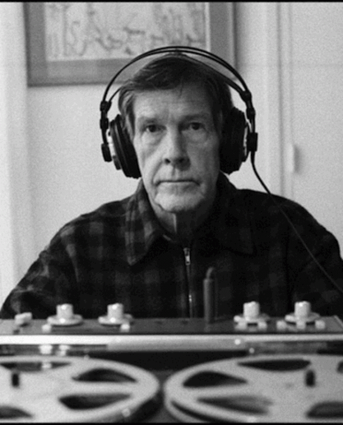 В \"Гараже\" празднуют 100-летие Джона Кейджа 