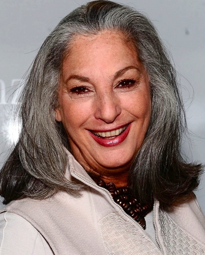 Эсси Вайнгартен о лаках Essie и летних тенденциях