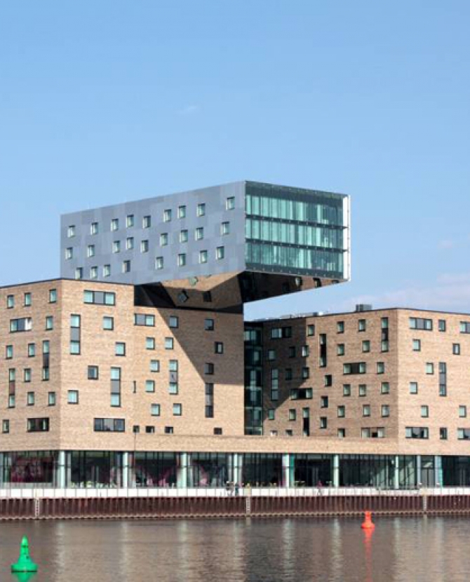 \"Музыкальный\" отель Nhow Berlin 