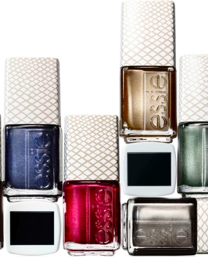 \"Металлические\" узорные лаки Essie