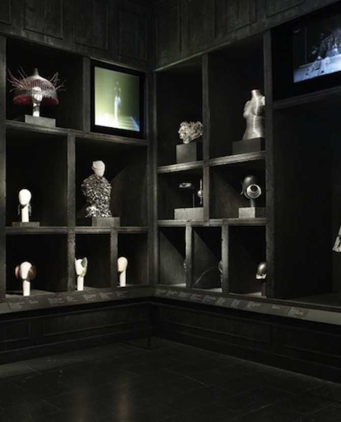 Ретроспектива МакКуина в MЕТ