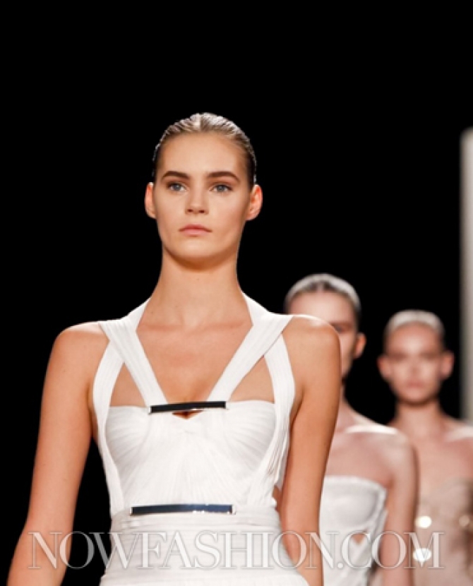 Неделя моды в Нью-Йорке. Herve Leger by Max Azria