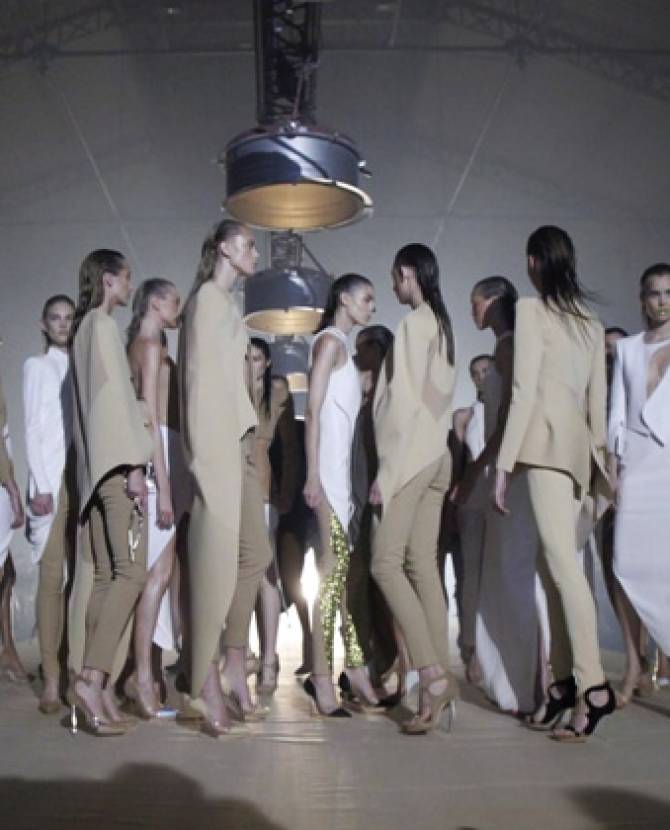 Неделя моды в Париже. Thierry Mugler