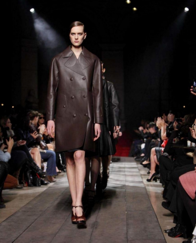 Неделя моды в Париже: Loewe