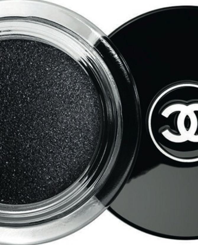 Выразительный взгляд глазами Chanel