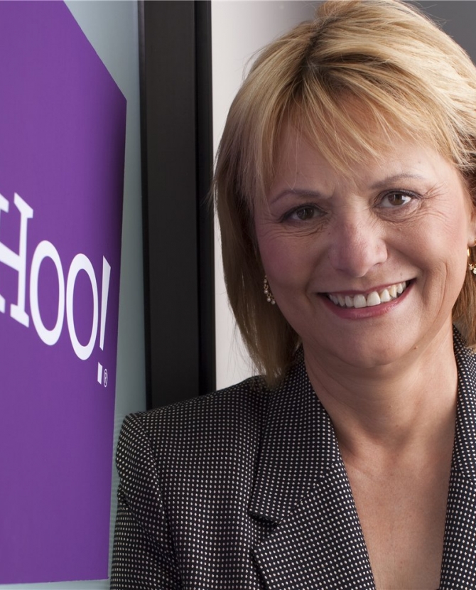 Глава Yahoo! отправлена в отставку