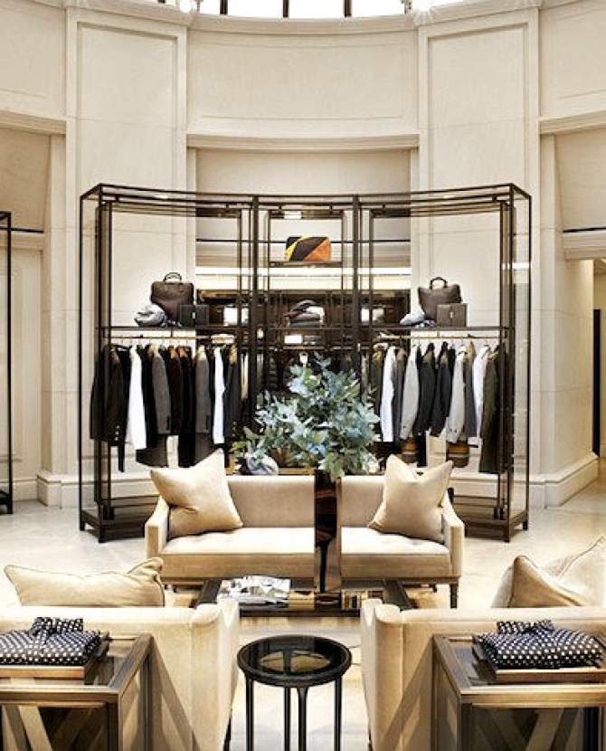 Первый мужской бутик Burberry в Англии