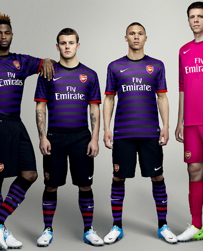 Arsenal представил \"пластиковую\" форму 