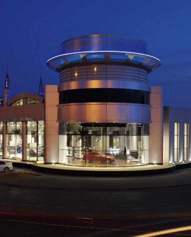 Новый шоурум BMW в Абу-Даби 