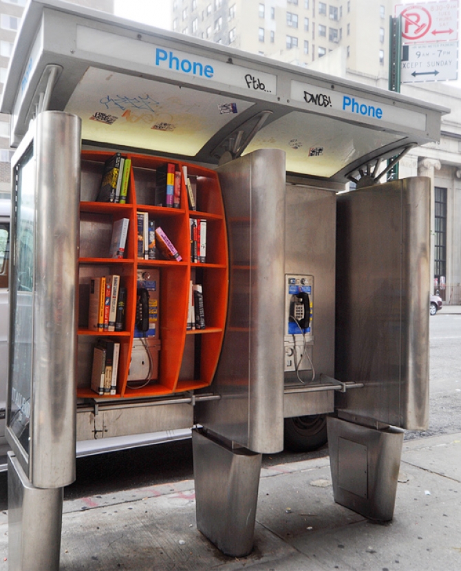 Уличные библиотеки Phonebox в Нью-Йорке