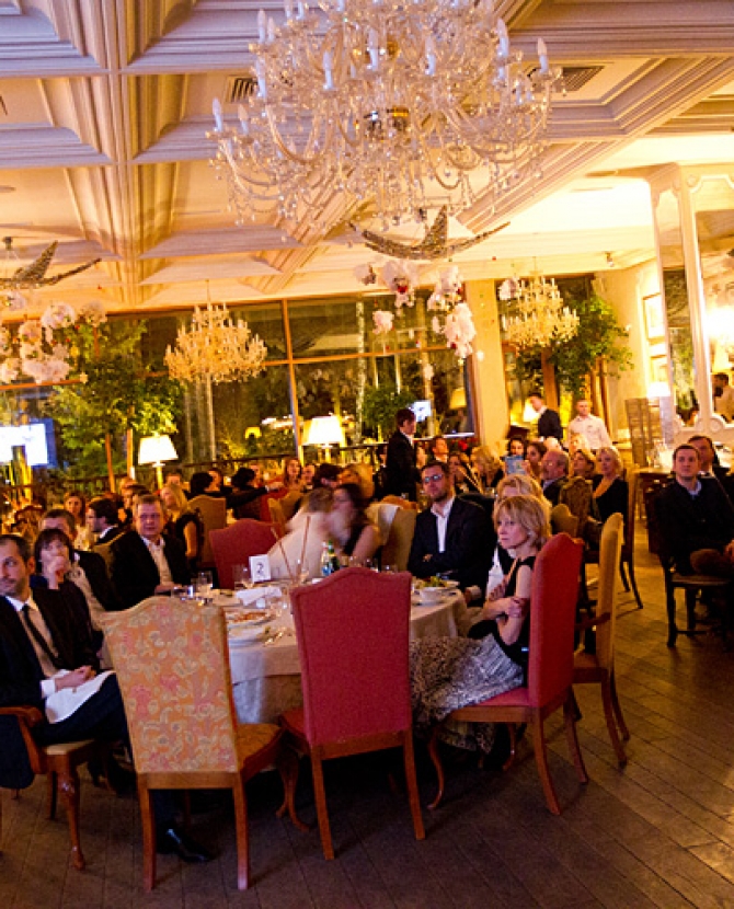 Благотворительный рождественский вечер Action!