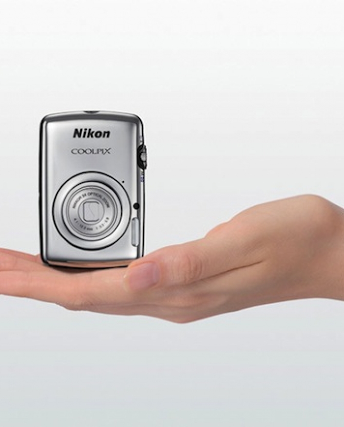 Самая маленькая цифровая камера Nikon