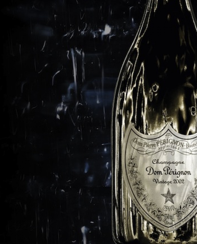 Рекламный ролик шампанского от Дэвида Линча