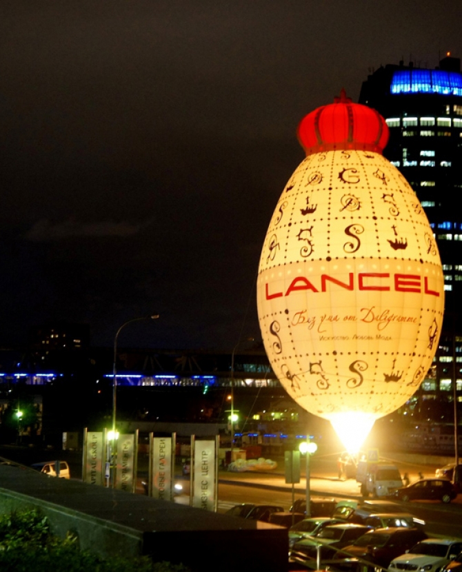 Lancel запускает воздушные шары