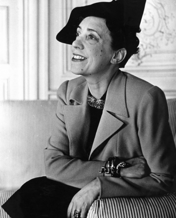 Работы Эльзы Скиапарелли выставлены на продажу