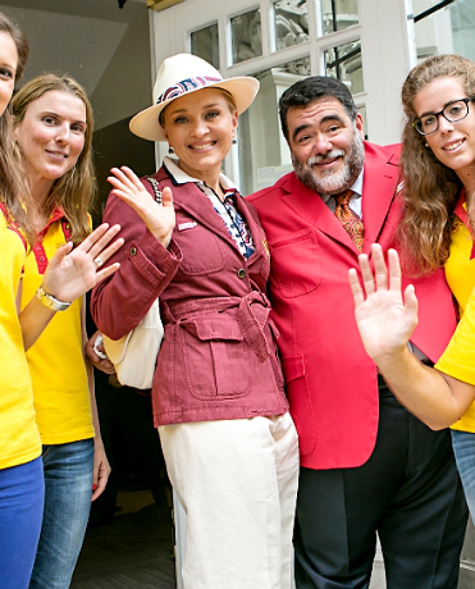 Как в Лондоне повезло королевам