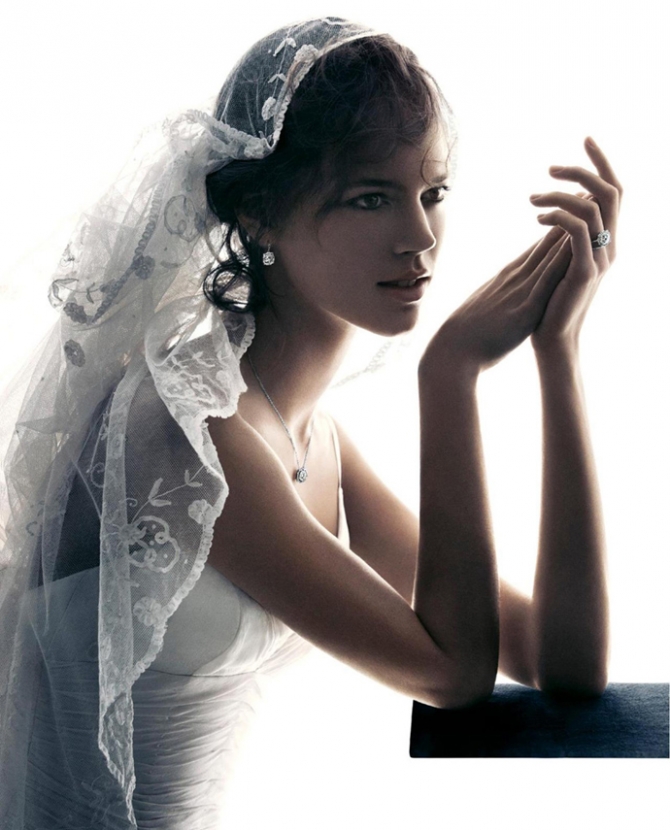 Фрея Беха Эриксен в рекламе Harry Winston