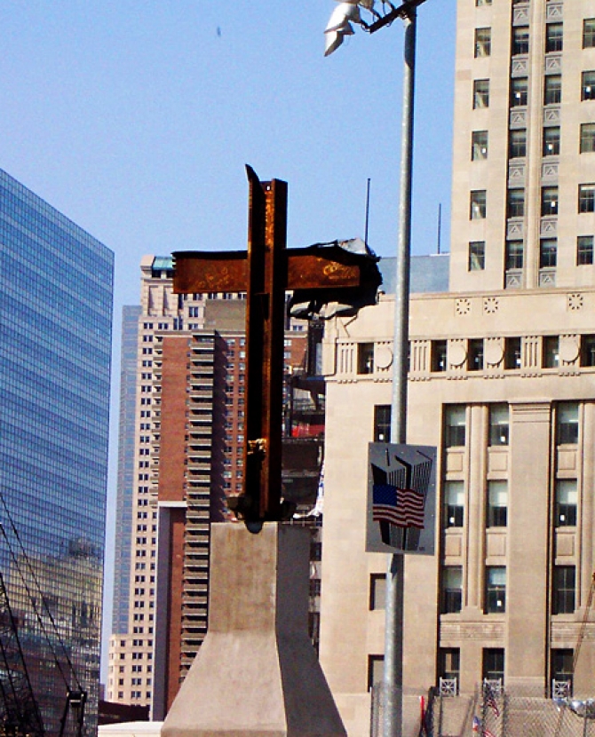 Мемориал жертвам 9/11 возмутил нью-йоркцев