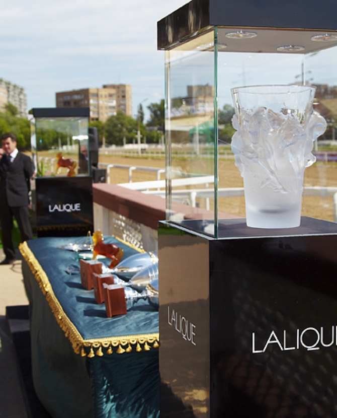 Скачки радио \"Монте-Карло\"