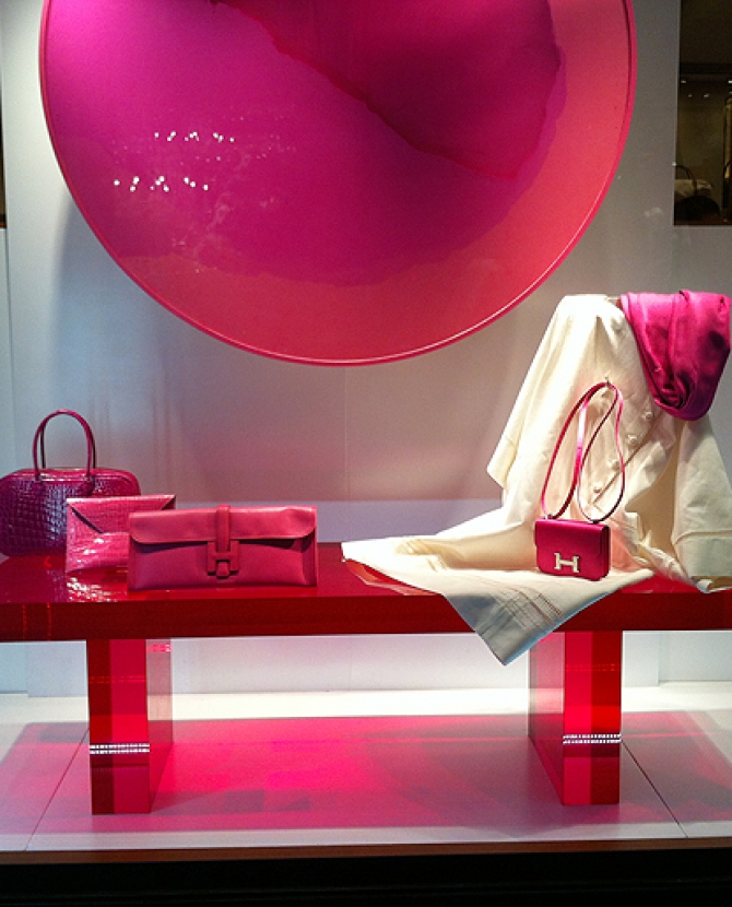 Лучшие витрины мира: Hermes на Сен-Оноре