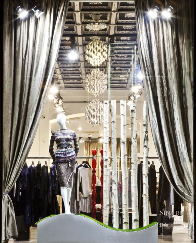 Витрина Nina Ricci для Podium Concept Store