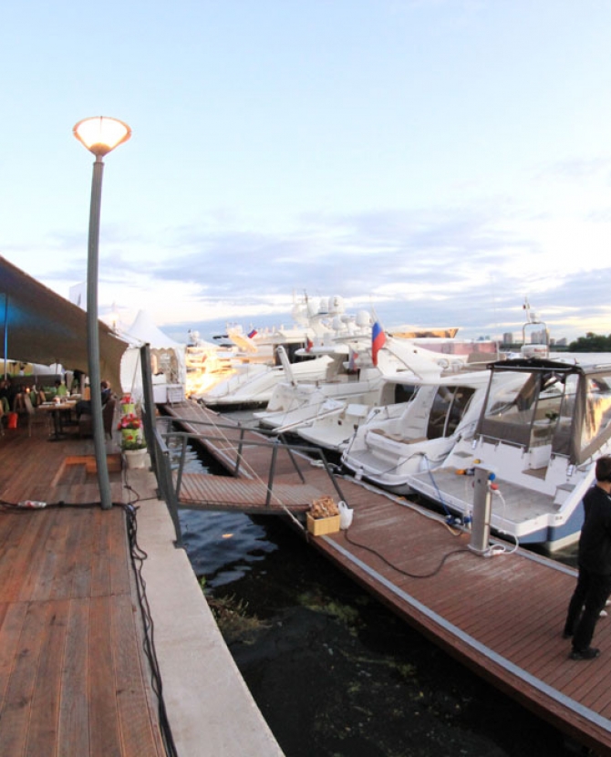 Выставка яхт и предметов роскоши в Москве