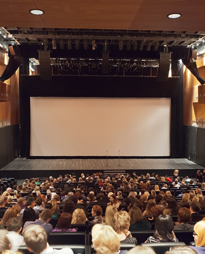 Премьера \"Резни\" Полански в Барвихе