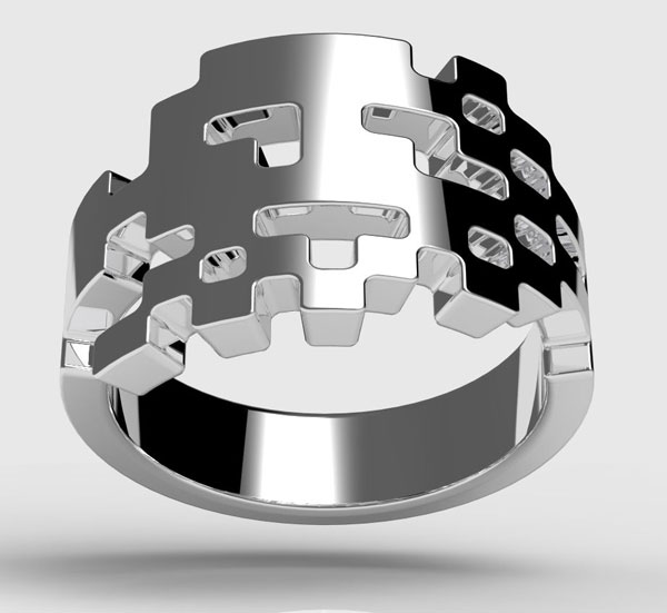 \"Космическое\" кольцо Франка Тьепкемы