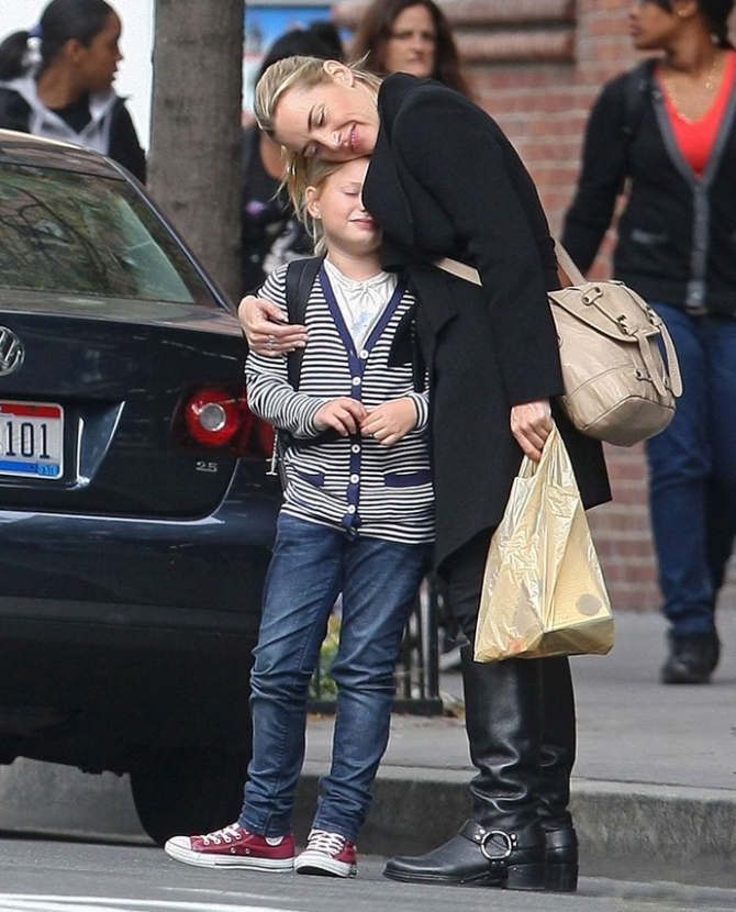 Кейт Уинслет спасла 90-летнюю женщину