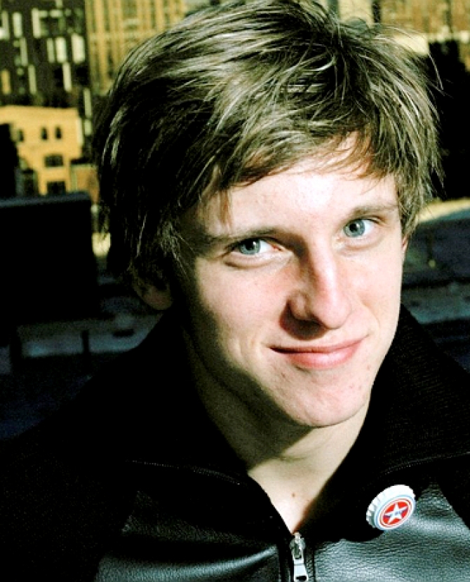 В полку Триера прибыло