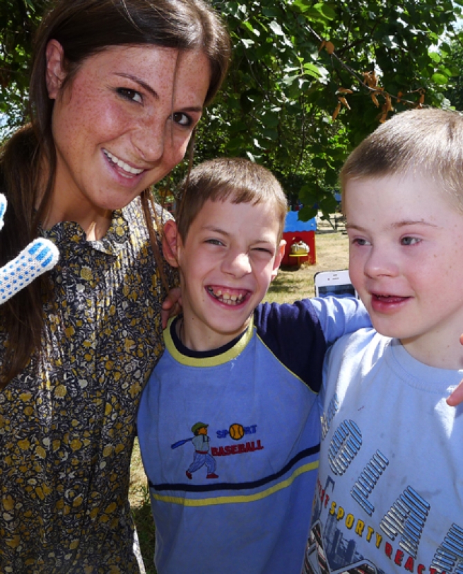 Субботник Louis Vuitton и \"Обнаженных сердец\" 