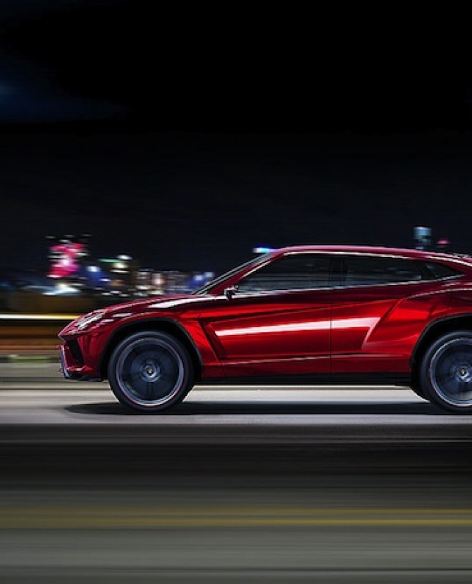 Спортивный внедорожник Lamborghini