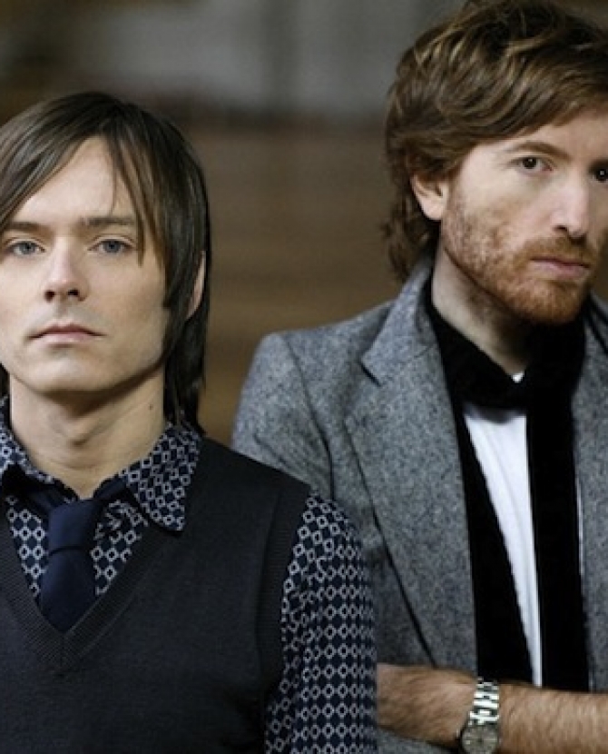 Air вдохновляются черно-белым кино