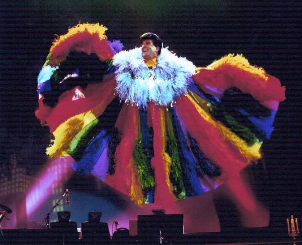 Содерберг не покинет кино