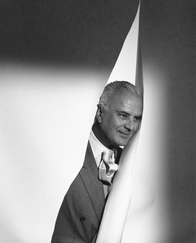 Manolo Blahnik открывает флагманский магазин в ГУМе