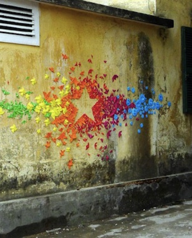 Цветные оригами как уличное искусство