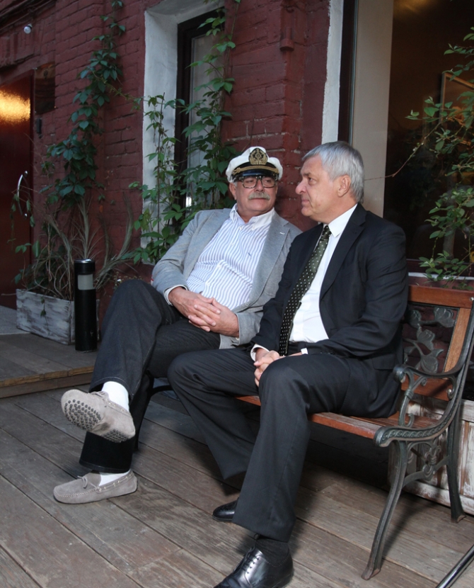 The Hollywood Reporter на \"Красном Октябре\"