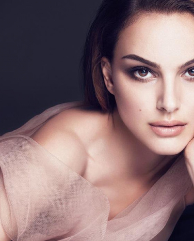 Натали Портман остается лицом Dior