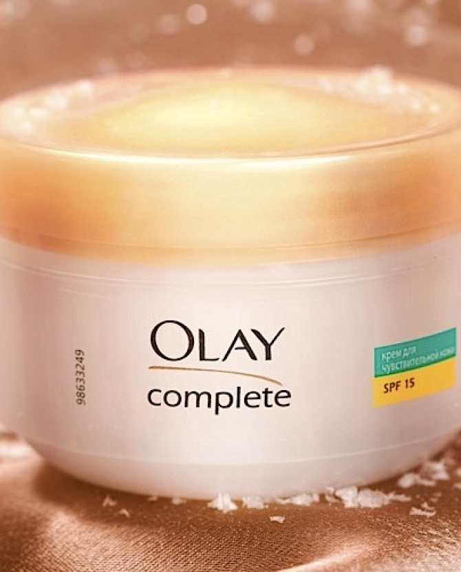 Новогодняя версия крема Olay Complete