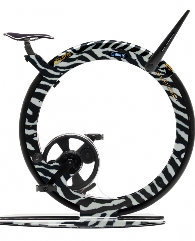 Велотренажер от Роберто Кавалли