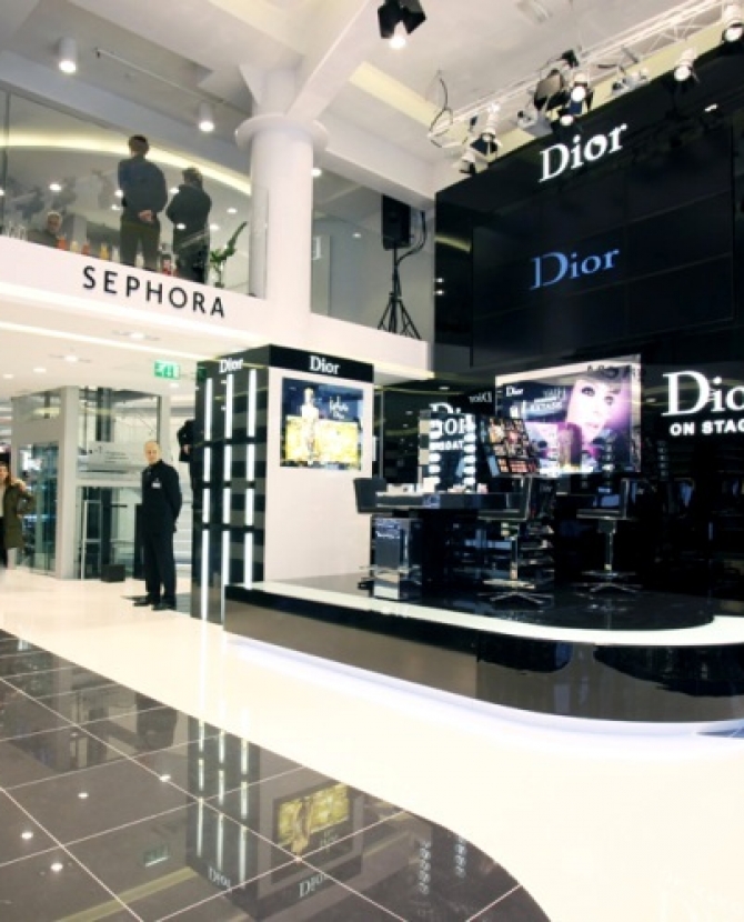 Прабал Гурунг оденет персонал Sephora