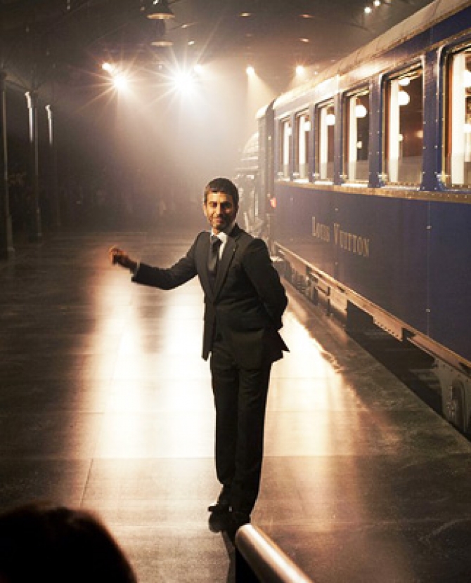 Показ Louis Vuitton в Шанхае