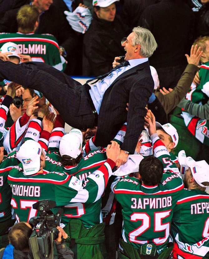 Проигравший получает все