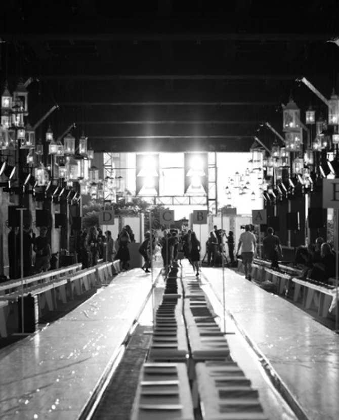 Скотт Шуман за кулисами показа Tommy Hilfiger