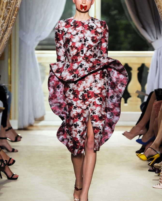 Объект желания: фиалковое платье Giambattista Valli