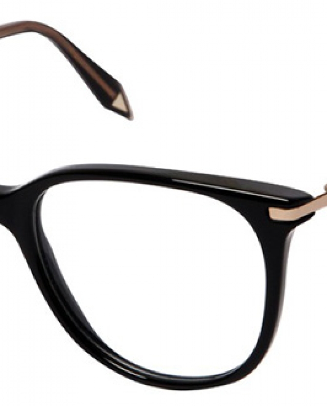 Виктория Бекхэм запускает линию оптики