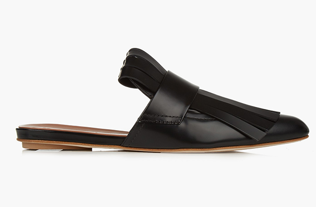 Marni<p><a target=\"_blank\" href=\"http://www.matchesfashion.com/intl/products/Marni-Fringed-leather-slides-1051231\">matchesfashion.com</a></p>