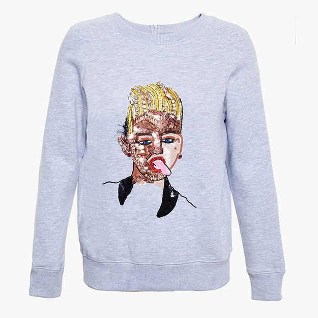 Свитшот с вышивкой Ashish, farfetch.com, 46 339 руб. (115 848 руб.)