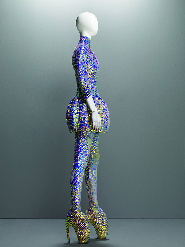 Alexander McQueen Spring Summer 2010